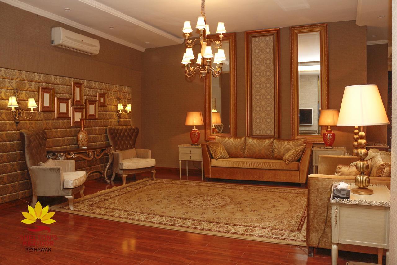 Hotel Shelton's Rezidor Peshawar Exterior foto